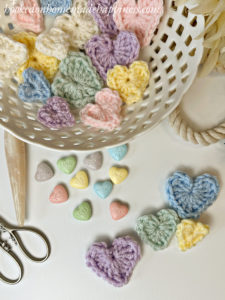 How to Crochet a Heart in 3 Sizes