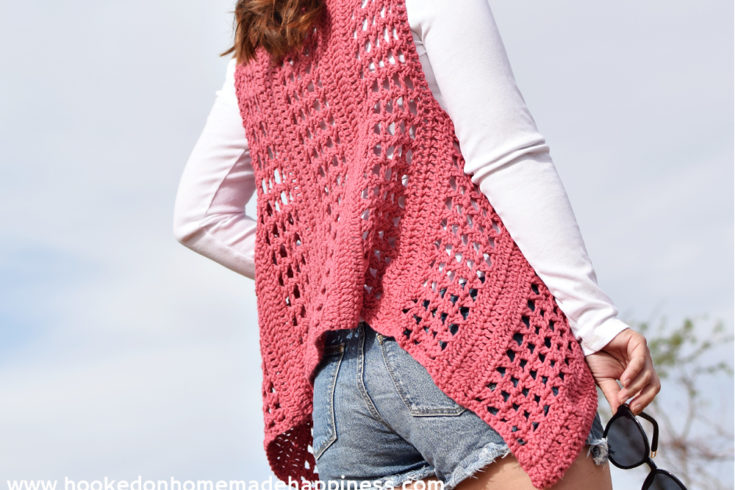 XOXO Summer Vest Crochet Pattern - Add this XOXO Summer Crochet Vest to your summer wardrobe for a fun accessory! The cotton yarn makes it light and a great project for warmer months. I used the “X’ stitch. It has an open, airy design, and creates a nice textured piece.