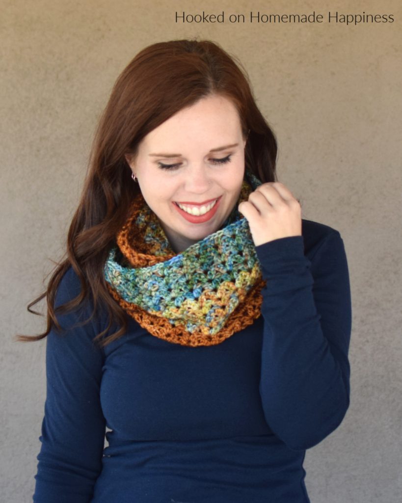 Homespun Crochet Infinity Scarf Pattern - Hooked on Homemade Happiness