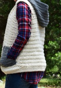 Crochet Hooded Vest with Pockets - This Crochet Hooded Sweater Vest is cute, cozy, comfy... just the perfect winter accessory!