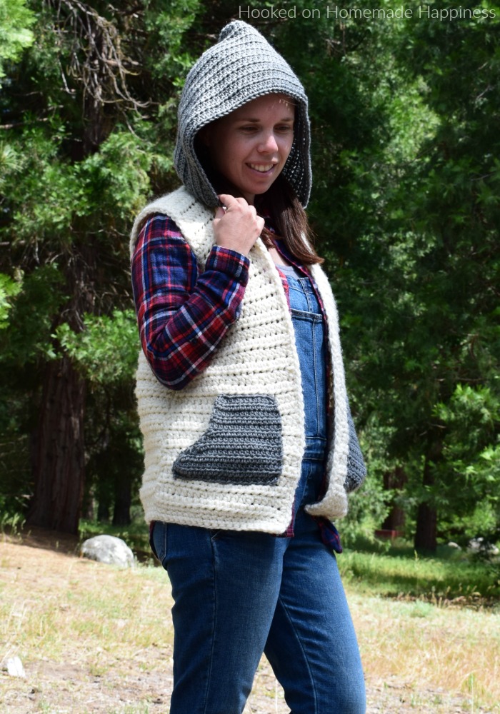 Crochet Hooded Vest with Pockets - This Crochet Hooded Sweater Vest is cute, cozy, comfy... just the perfect winter accessory!