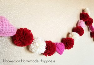 Valentine's Day Garland Crochet Pattern