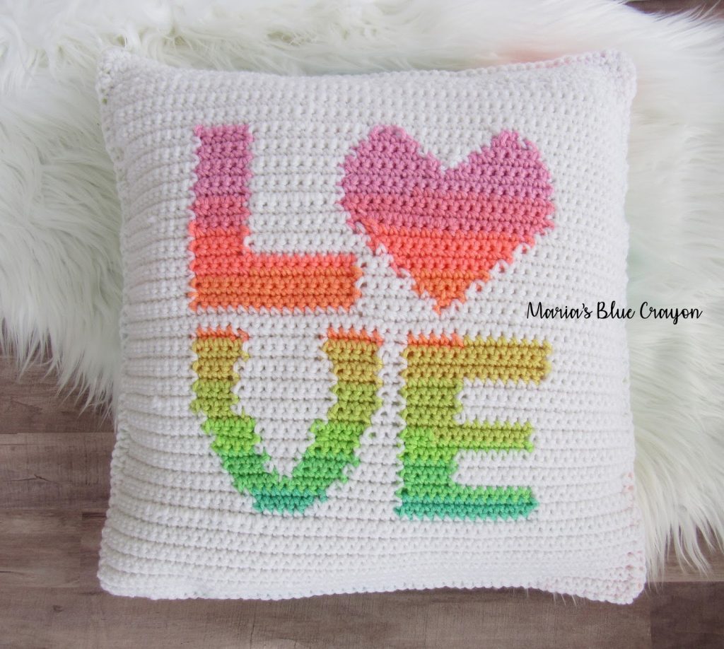 12 Free Crochet Patterns for Valentine's Day