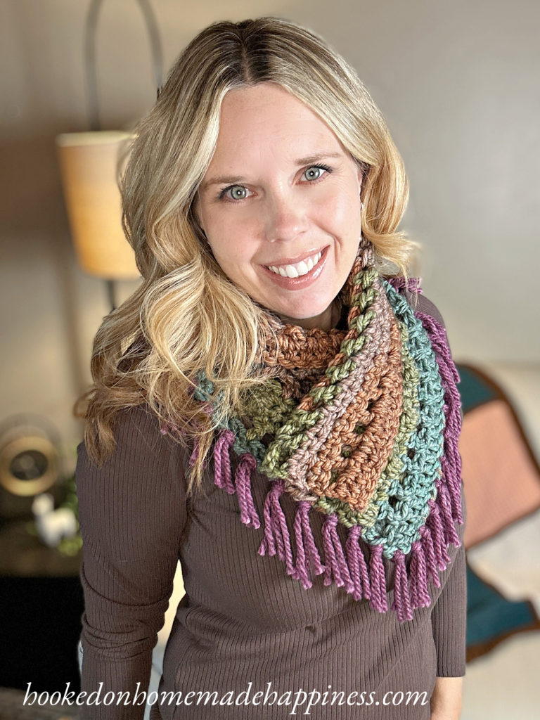 Tea Cake Cowl Crochet Pattern