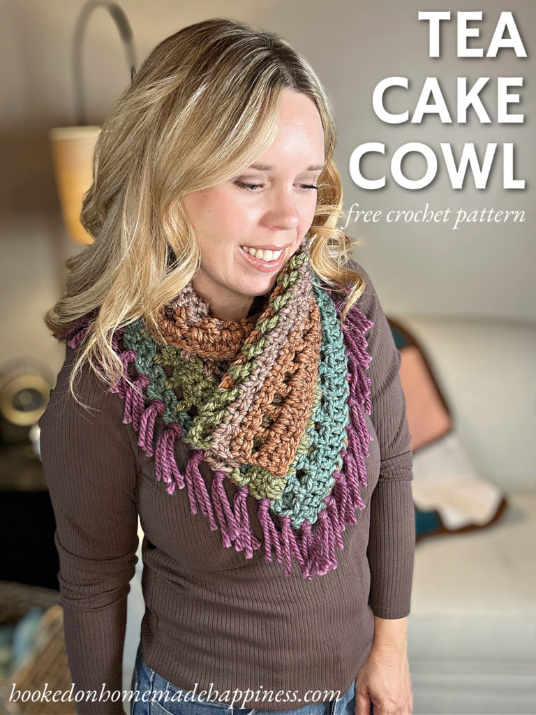 Tea Cake Cowl Crochet Pattern