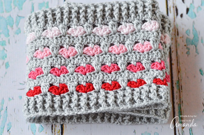 12 Free Crochet Patterns for Valentine's Day