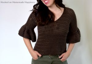 Ruffle Top Crochet Pattern - This Ruffle Top Crochet Pattern is a fitted, short top with cute ruffled sleeves. It's a great top for spring!