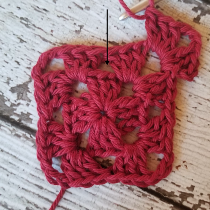 I wanted to share with you all a classic... the Granny Square Crochet Pattern! So versatile, so many different version, so many ways to use them. This pattern is the basic granny square. You can use it to make blankets, tops, bags, coasters... endless possibilities!