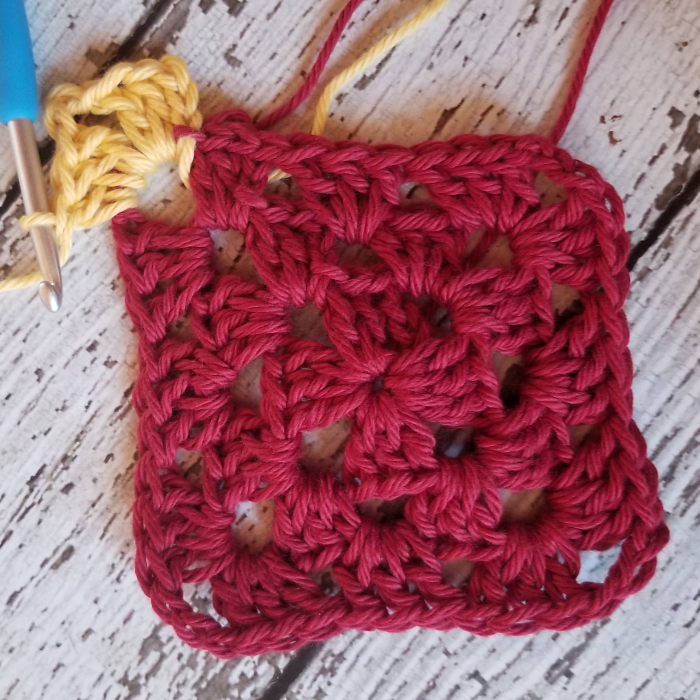 Basic Granny Square Crochet Pattern - I wanted to share with you all a classic... the Granny Square Crochet Pattern! So versatile, so many different version, so many ways to use them. This pattern is the basic granny square. You can use it to make blankets, tops, bags, coasters... endless possibilities!