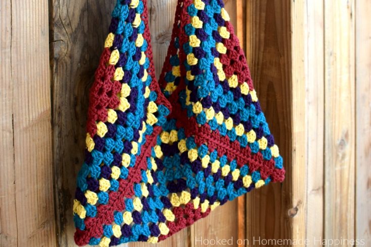 Hippie Sling Bag - The Hippie Sling Crochet Bag is my new favorite thing! It's such a fun shape, the colors are bright, and it's easy!