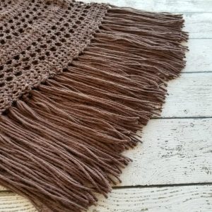 Boho Finge Cowl Crochet Pattern - The Boho Fringe Cowl Crochet Pattern will add some fun to your outfit! It's cute with jeans and a t-shirt, but I think it would also look so cute with a skirt and some boots.