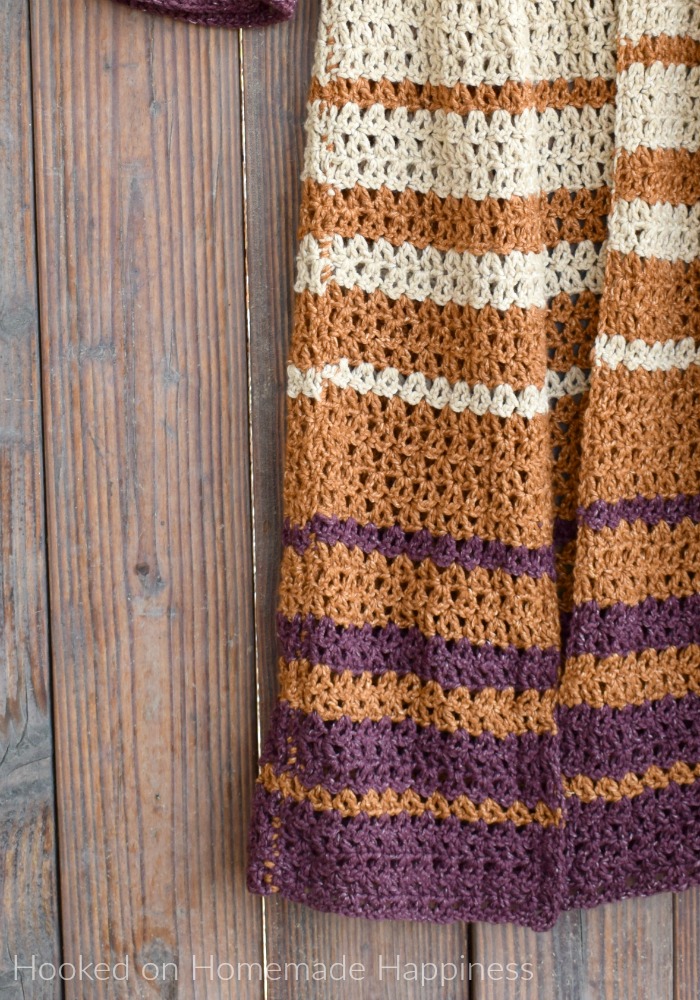 Boho Duster Cardigan Crochet Pattern - The Boho Duster Crochet Pattern is just what you need for fall! It's long, comfy, and has a fun bell at the hips and in the sleeves. #crochetpattern #freecrochetpattern