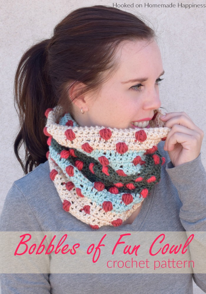 Bobbles of Fun Cowl Crochet Pattern - This Bobbles of Fun Cowl Crochet Pattern is a great pattern for the new Caron x Pantone yarn! It used 2 skeins and works up super quick. (I had it finished in one evening)