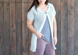 Casual Crochet Cardi Pattern - This Casual Crochet Cardi Pattern is my new favorite layering piece! It's made with DK weight yarn, has an open and airy design, and is short sleeved. It's the perfect Fall and Spring cardigan.