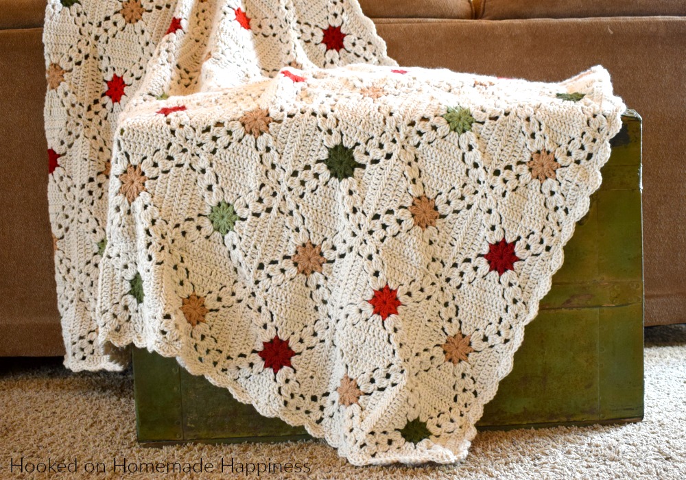 Country Christmas Afghan Crochet Pattern - The Country Christmas Afghan Crochet Pattern is one of my favorite blankets I've made. These granny squares are easier than they seem and I love how they look when they're joined. 