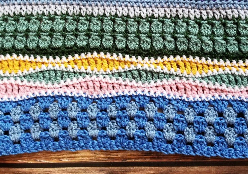 Wave Stitch - Are you ready for Part 2 of the Stitch Sampler Scrapghan CAL? This week is the Wave Stitch!