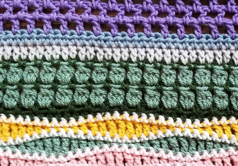 Welcome to part 3 of the Stitch Sampler Scrapghan CAL! In this part we will be adding the Cluster Stitch to our blanket!