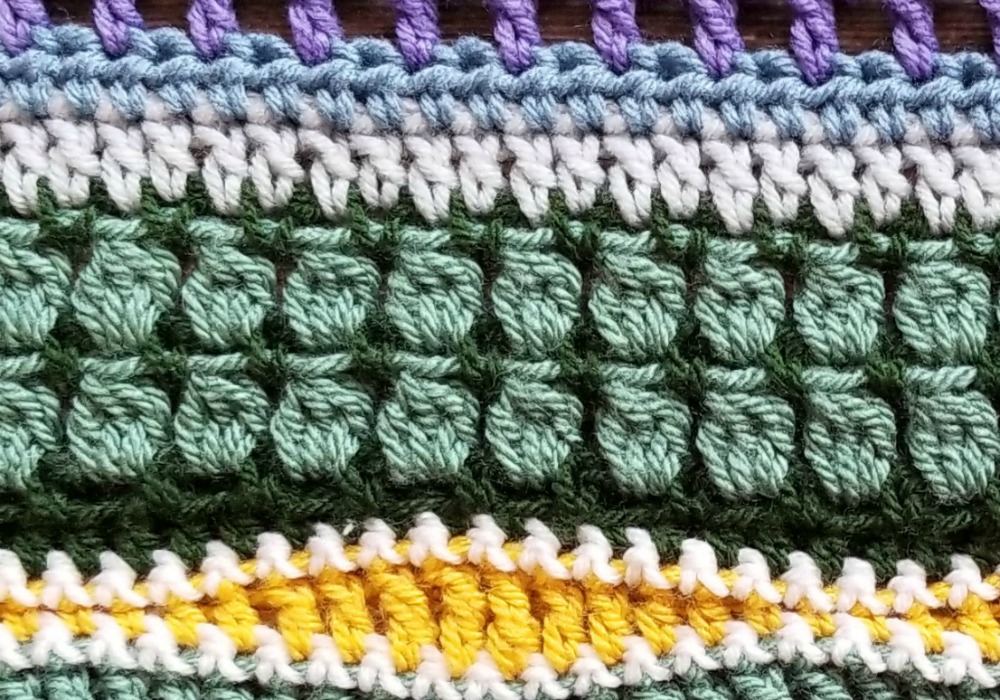 Welcome to part 3 of the Stitch Sampler Scrapghan CAL! In this part we will be adding the Cluster Stitch to our blanket!