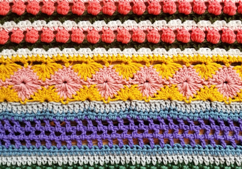 Welcome to Part 5 of the Stitch Sampler Scarpghan CAL! This week is the Wheel Stitch.