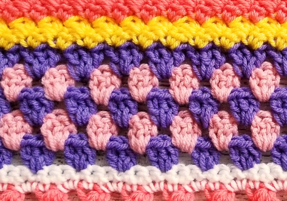 Welcome to Part 7 of the Stitch Sampler Scrapghan CAL! This week is the Granny Stripe Stitch.