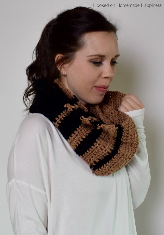 Two Tone Infinity Scarf Crochet Pattern - The Two-Tone Infinity Scarf Crochet Pattern can be worn long or wrapped up and cozy around the neck. I went with neutral colors for mine, but I think two bright colors or even jewel tones would be so pretty.