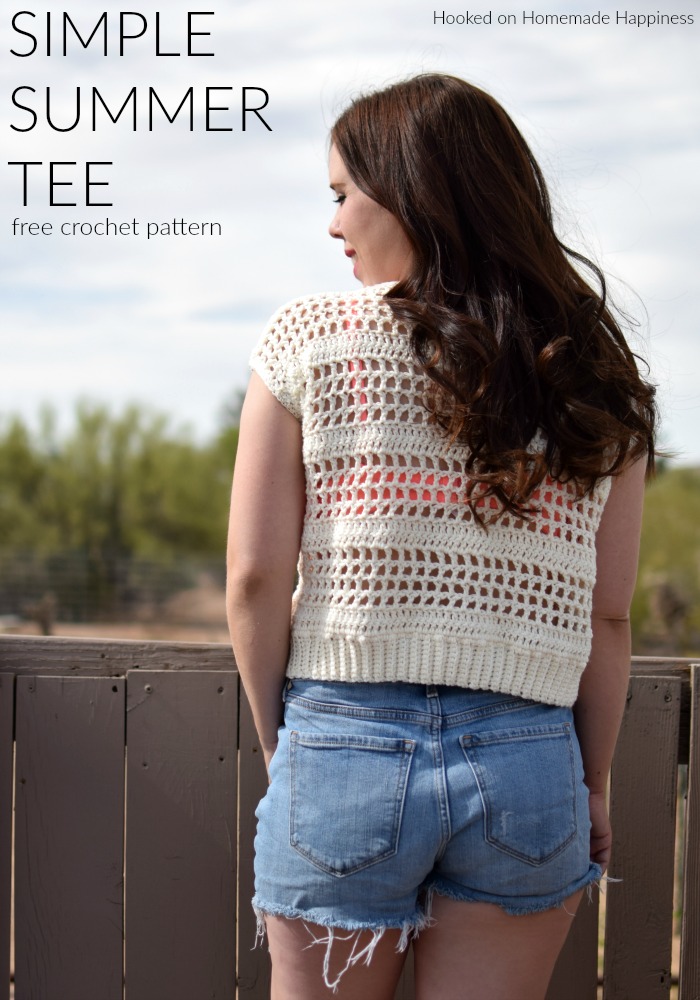 Simple Summer Tee Crochet Pattern - The Simple Summer Tee Crochet Pattern is the perfect top to add to your summer wardrobe! It's cotton, lightweight, and uses a combination of simple crochet stitches and techniques to get this cute look.