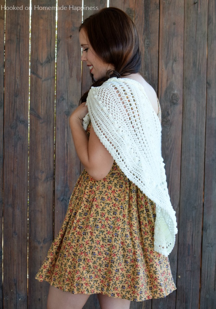 Al Fresco Shawl Crochet Pattern - The Al Fresco Shawl Crochet Pattern is a lightweight shawl that's perfect for cool evenings.