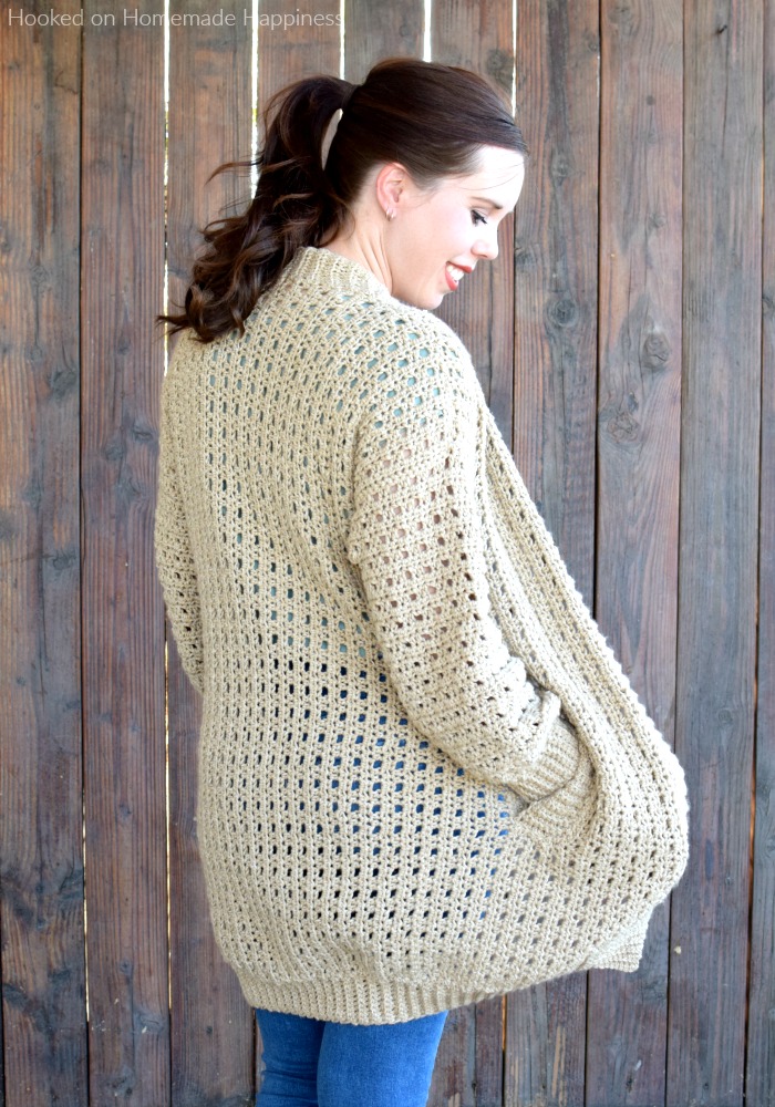 Cafe au Lait Cardigan Crochet Pattern - There is so much to love about the Cafe au Lait Cardigan Crochet Pattern. The seamless construction, the ribbing, the simple stitch, the POCKETS!