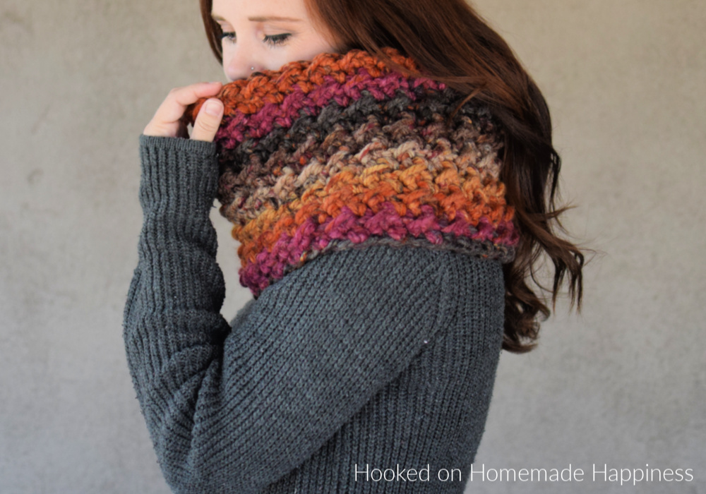 Easy Chunky Cowl Crochet Pattern Hooked On Homemade Happiness