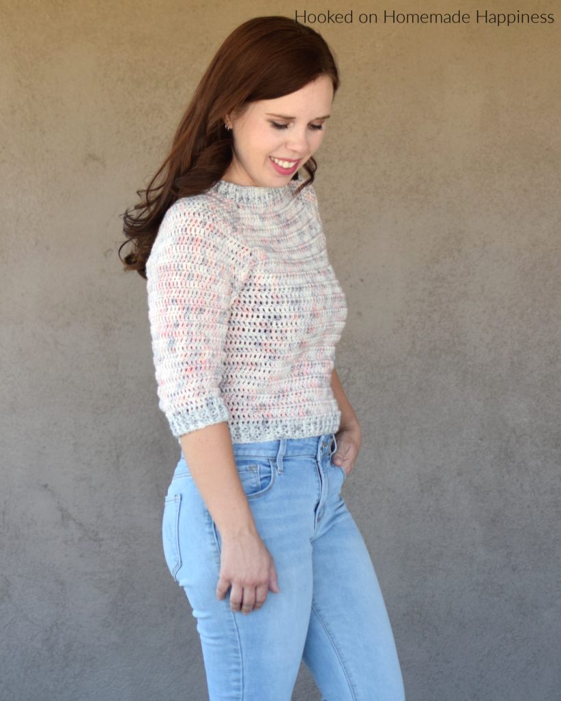 Everyday Raglan Crochet Pattern - The Everyday Raglan Crochet Pattern is quick, easy, and very customizable. I used DK weight yarn with a 3/4 length sleeve to make this sweater perfect for the warm fall we have here in Arizona.