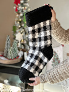 Plaid Stocking Crochet Pattern