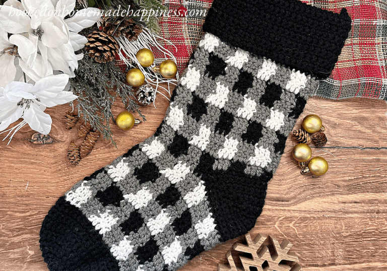 Plaid Crochet Stocking Pattern