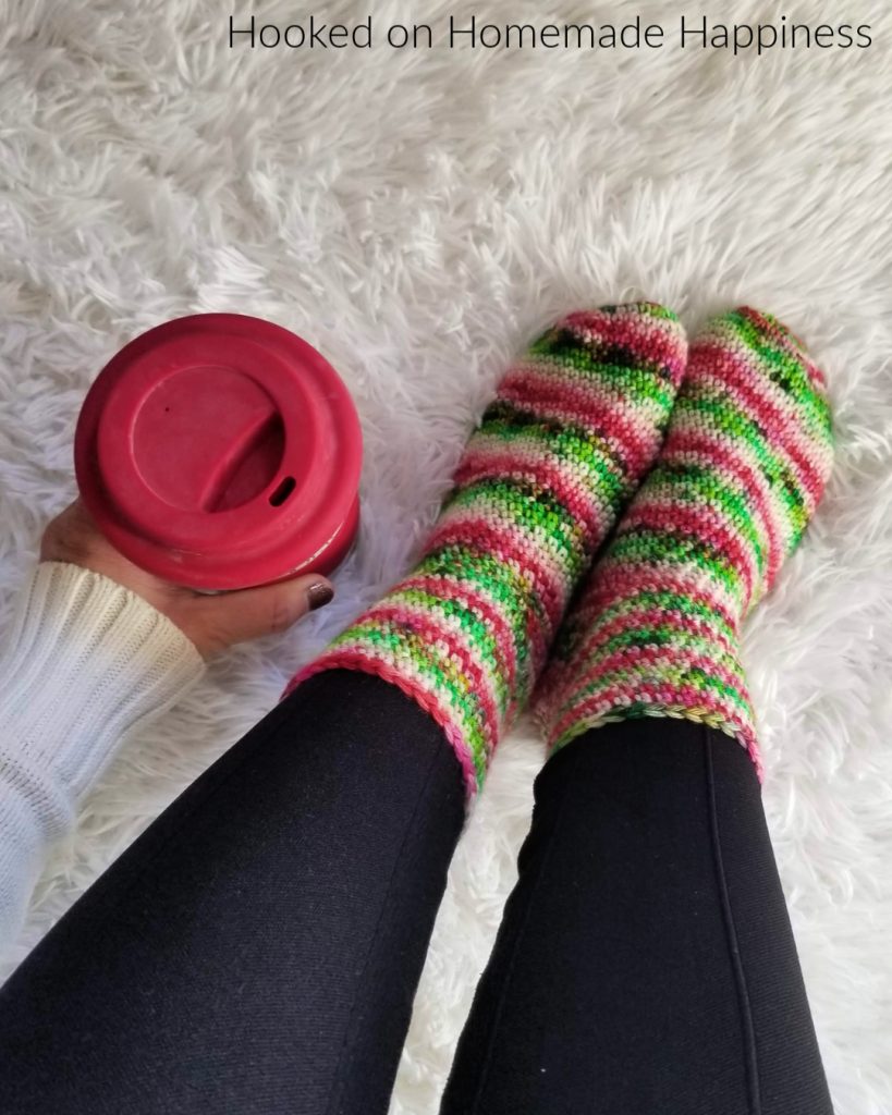 Basic Crochet Socks Pattern - These Basic Crochet Socks Pattern use worsted weight yarn and are all single crochet! They work up surprisingly fast and are beginner friendly. A great Holiday gift.