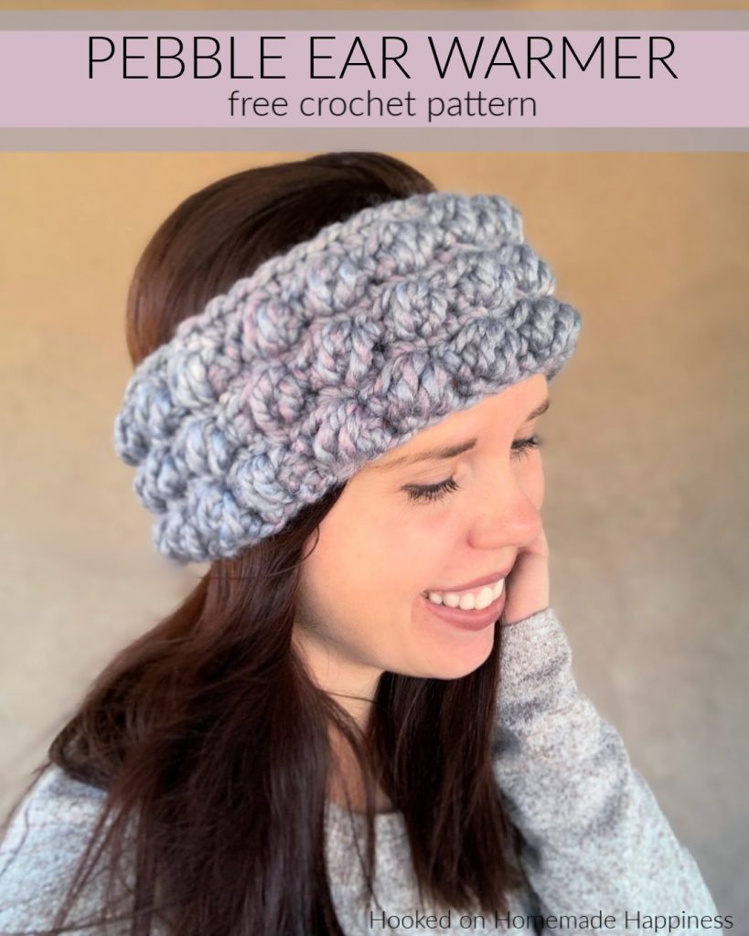 Pebble Stitch Ear Warmer Crochet Pattern - This Pebble Ear Warmer Crochet Pattern uses one of my favorite stitches, the Pebble Stitch! I love this stitch paired with a super bulky yarn. It makes for a fun, textured, thick ear warmer. 