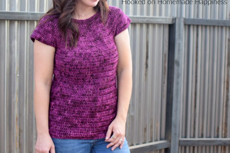 Basic Tee Crochet Pattern - The Basic Tee Crochet Pattern is all double crochet and is a super easy beginner top pattern!