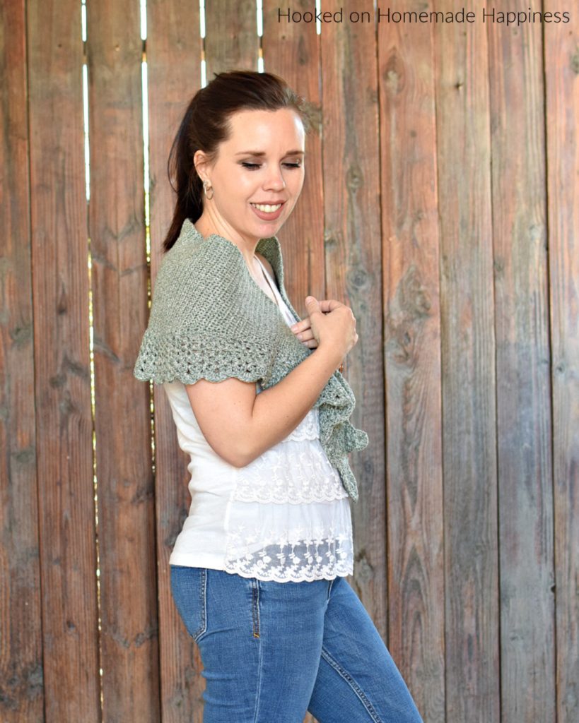 Sunday Shawlette Crochet Pattern - The Sunday Shawlette Crochet Pattern is a flirty & feminine design. It fits over the shoulders perfectly and is a beautiful accessory.