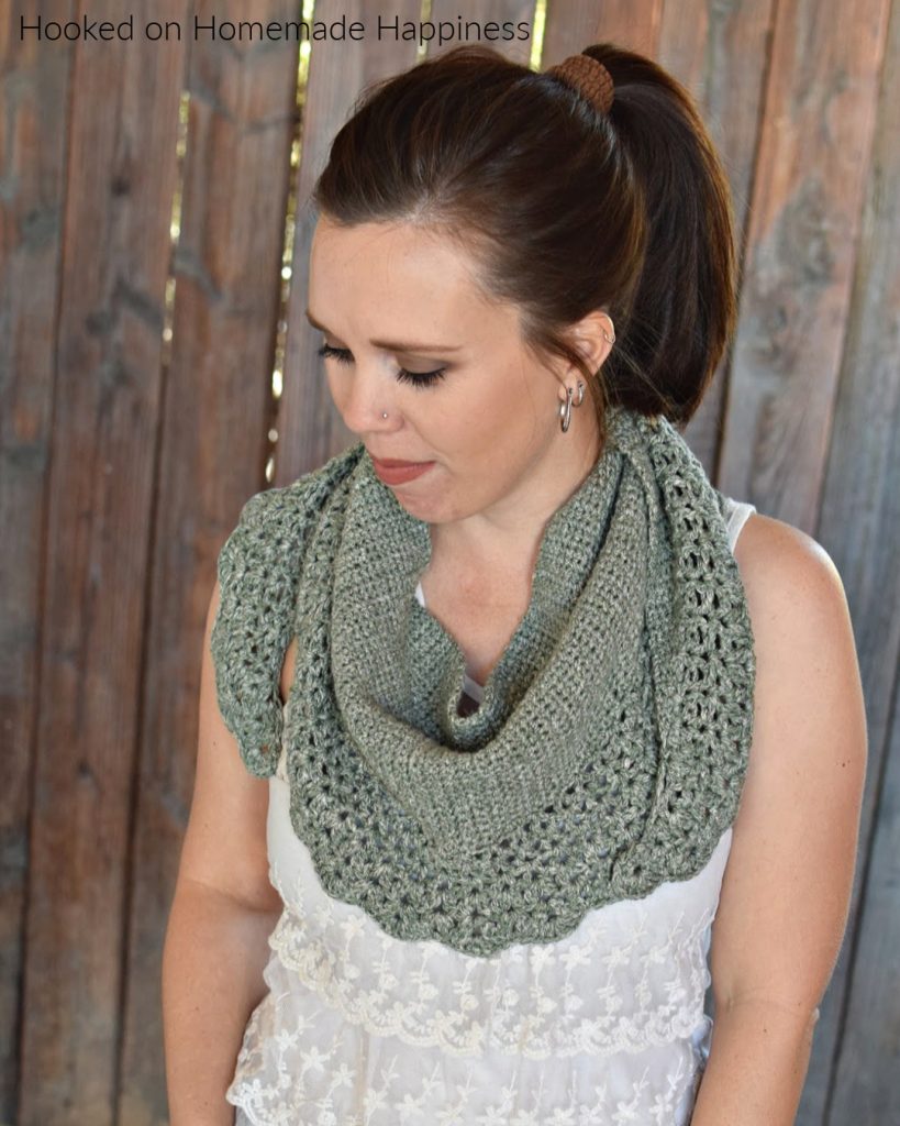 Sunday Shawlette Crochet Pattern - The Sunday Shawlette Crochet Pattern is a flirty & feminine design. It fits over the shoulders perfectly and is a beautiful accessory.