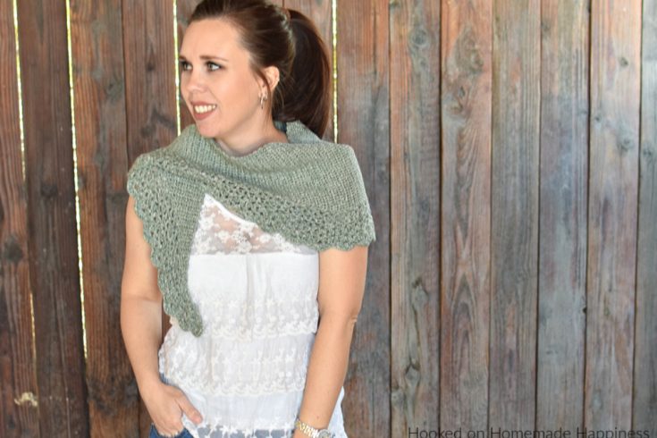 Sunday Shawlette Crochet Pattern - The Sunday Shawlette Crochet Pattern is a flirty & feminine design. It fits over the shoulders perfectly and is a beautiful accessory.