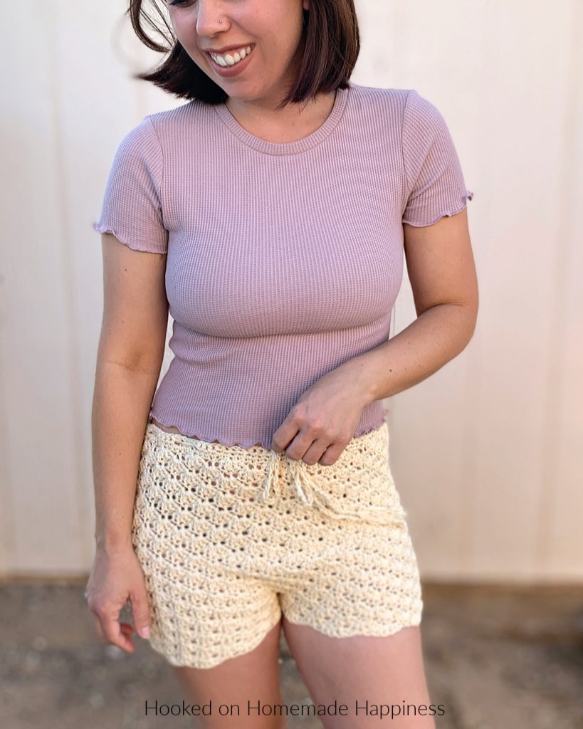 Shell Shorts Crochet Pattern - These Shell Shorts Crochet Pattern are perfect for summer! They're made of cotton so they can easily be worn over a swim suit and to the beach or pool!