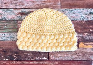 Baby Bobble Beanie Crochet Pattern - The Baby Bobble Beanie Crochet Pattern has such a cute bobble texture! It's an easy and quick hat. Perfect for a last minute gift or donation!