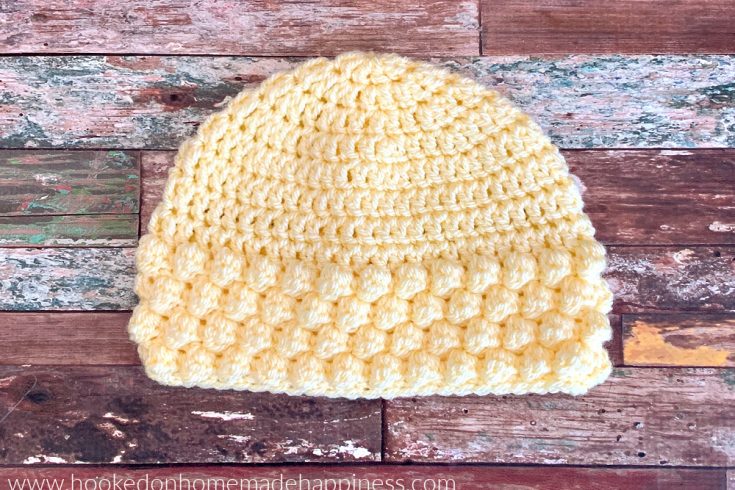 Baby Bobble Beanie Crochet Pattern - The Baby Bobble Beanie Crochet Pattern has such a cute bobble texture! It's an easy and quick hat. Perfect for a last minute gift or donation!