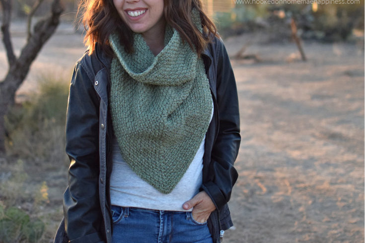 Moss Boss Cowl Crochet Pattern - The Moss Boss Cowl Crochet Pattern uses one of my favorite classic stitches, the moss stitch!