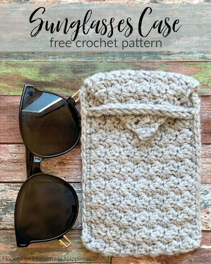 Sunglasses Case Free Crochet Pattern - This easy Sunglasses Case Crochet Pattern works up so quick! It's all one rectangle (and some decreasing to make the top flap) with a little bit of sewing. It has a beautiful texture and uses one of my favorite crochet stitches, the Suzette Stitch.