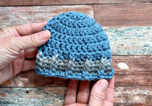 Premie Baby Beanie Crochet Pattern - This Premie Baby Beanie Crochet Pattern is a quick and easy pattern. Perfect for adding to your donation pile!