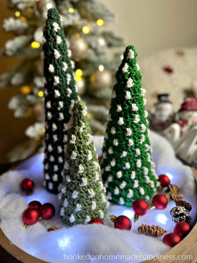 Flocked Christmas Tree Crochet Pattern