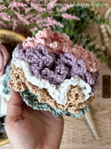 Easy Lace Scrunchie Crochet Pattern